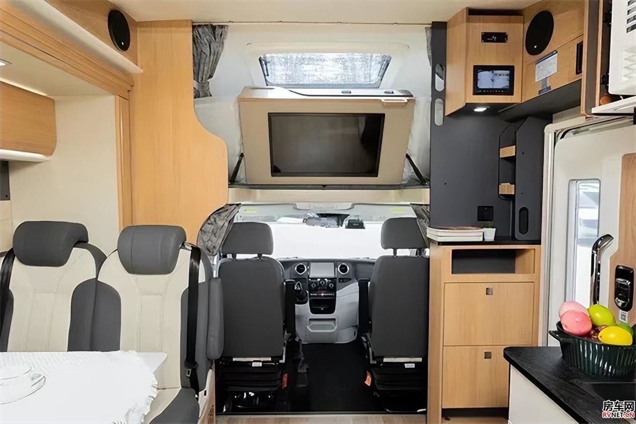 宇通c535房车,全新升级,现货供应      