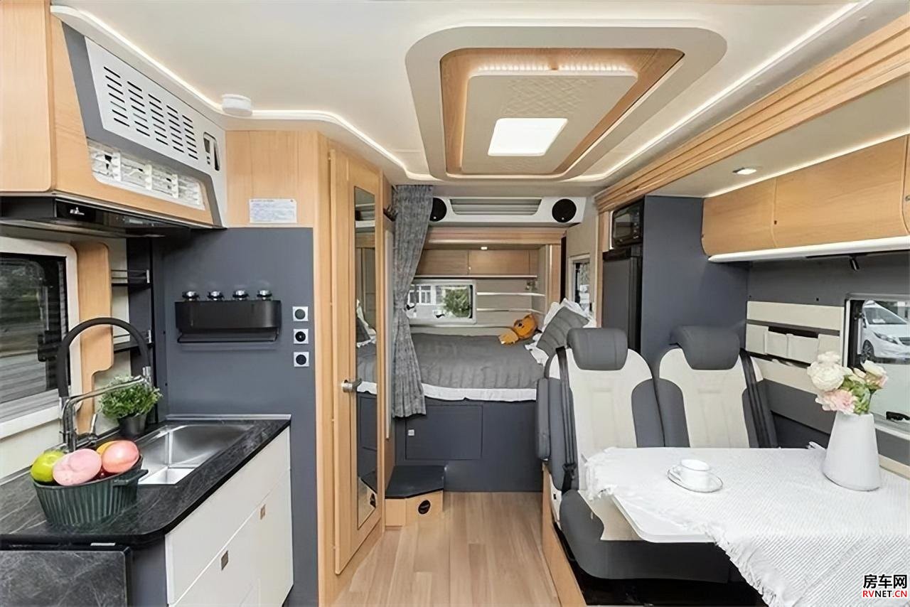 宇通c535房车,全新升级,现货供应      