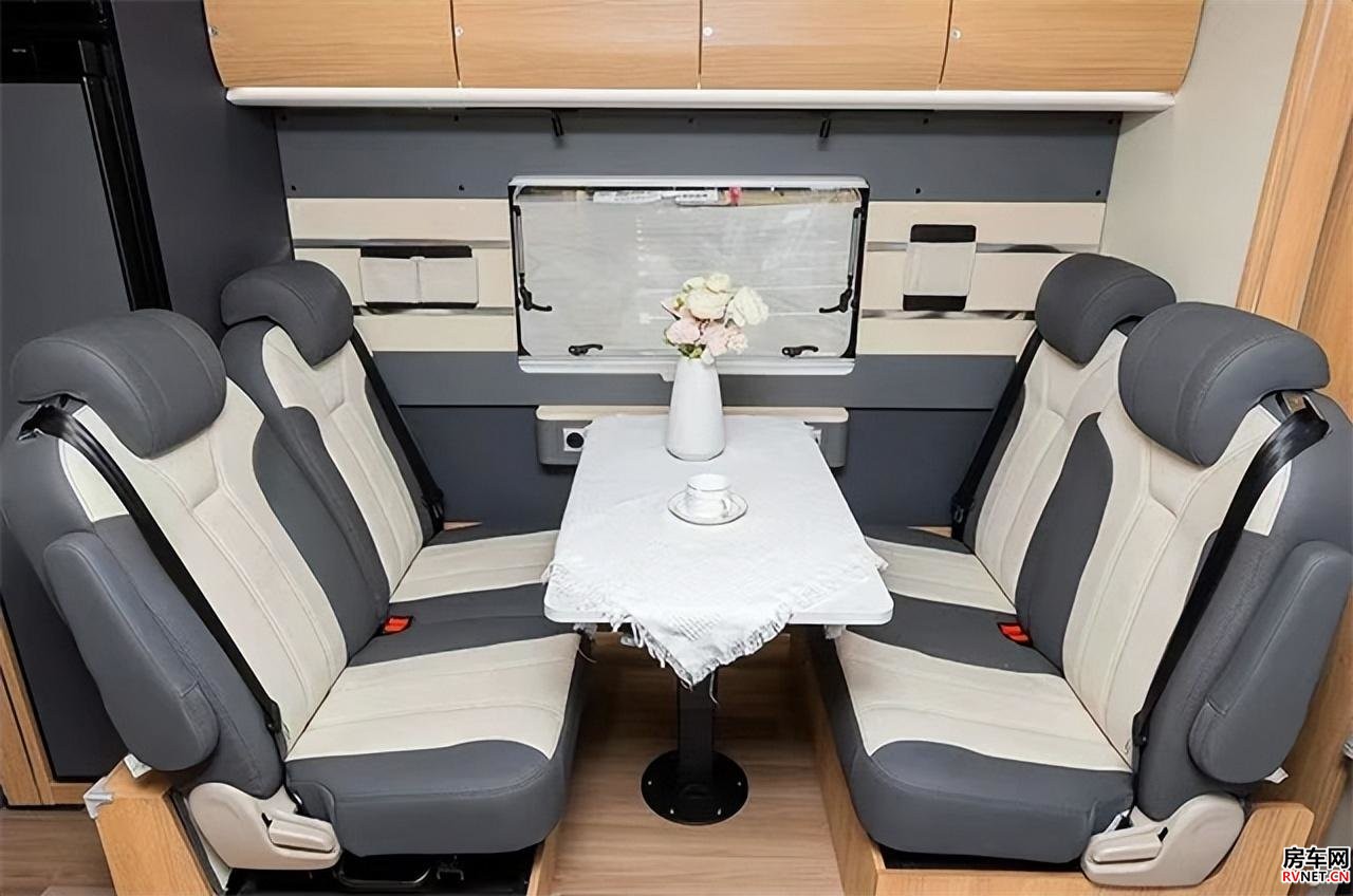 宇通c535房车,全新升级,现货供应      