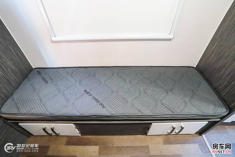 新能源混动房车上市！轻卡又一黑马！实拍科发梦想家混动VS_19