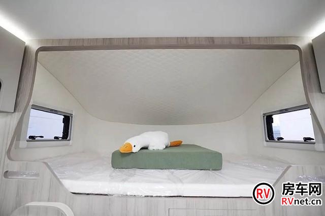 20万的五菱新能源房车，不仅做到水电无忧-有驾