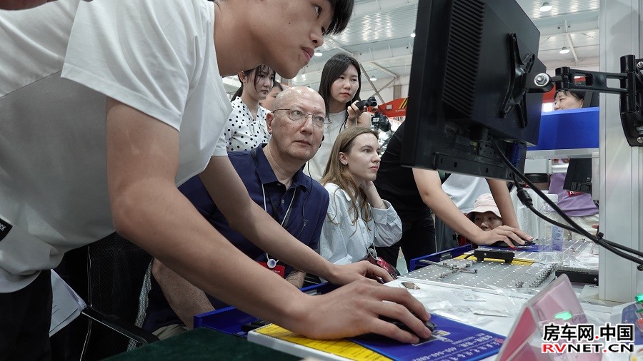 上合嘉宾盛赞天津:智慧科技、职业教育与文化融合之美 房车网