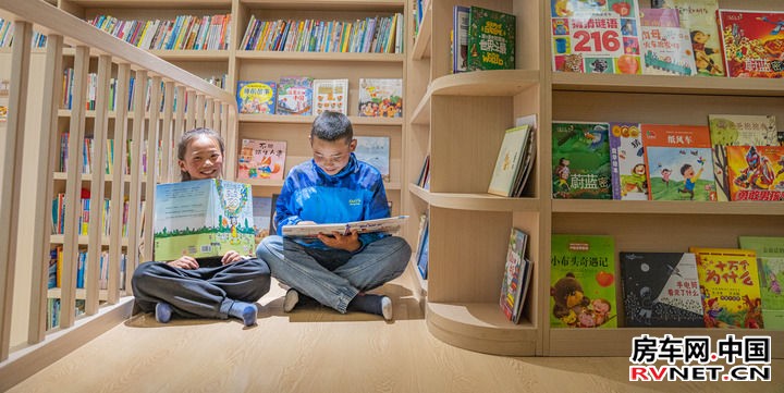 共绘雪域高原同心圆——第十批援藏和第五批援青工作纪实