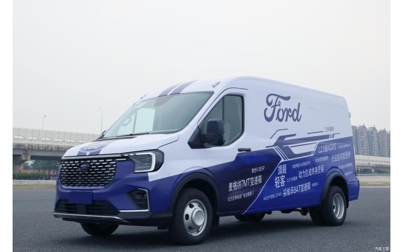 将于年内正式上市 江铃福特全顺V363官图