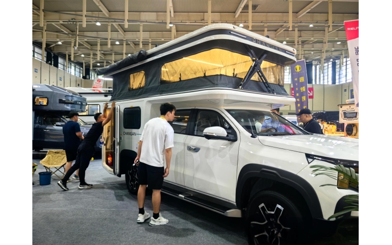 2024南京国际度假房车展闭幕 个性化旅游新需求催生房车热