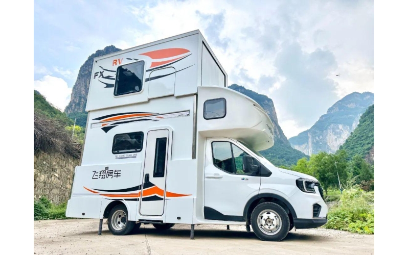 飞翔福特T8升层&mdash;S788 侧拓+升顶设计 独立&ldquo;卧室&rdquo;双卫浴