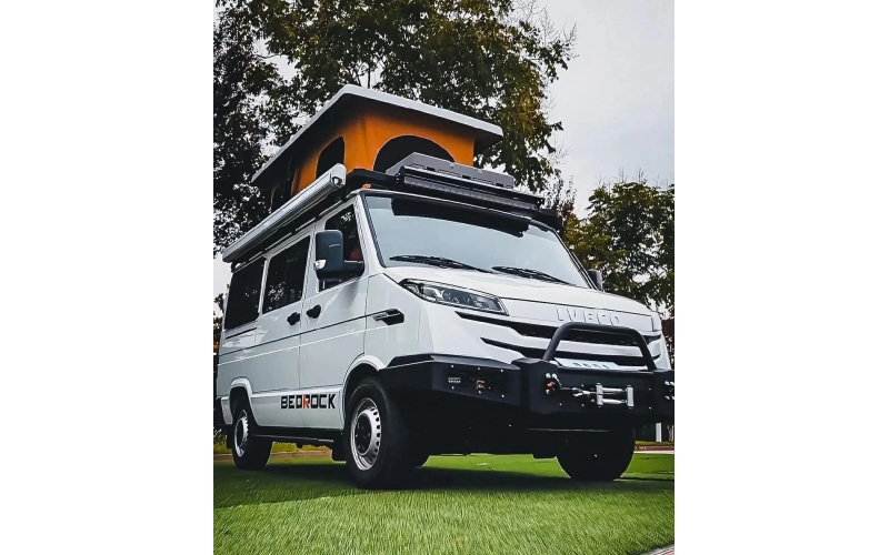 不到12万起 标配升顶 支持DIY打造专属车型 旌航得意A35宿营车