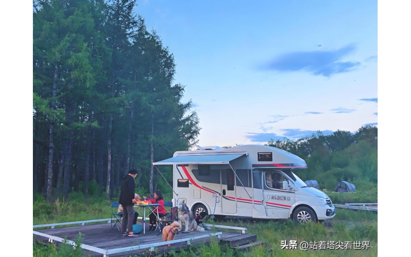 开着房车去旅行，把城市的嘈杂和机械生活通通甩在身后