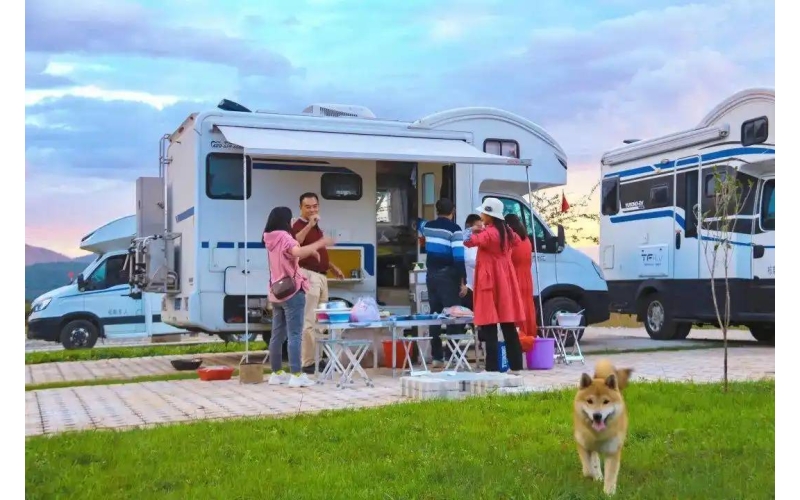 丽江：莫让房车成&ldquo;烦车&rdquo;