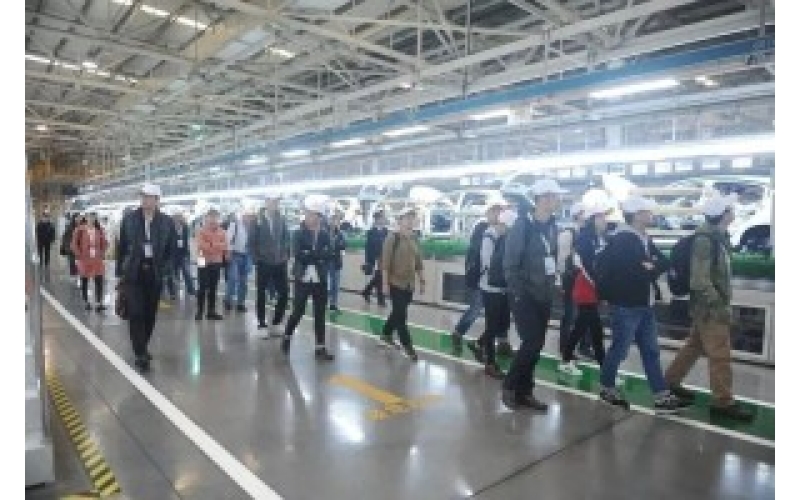 工厂游火热折射中国制造之变