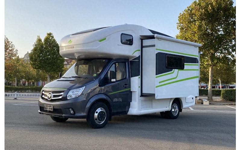 只要33万就可拥有双拓展房车！配置给你拉满！