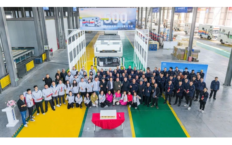 法美瑞房车丨 见证轻卡房车销量王！露营卡房车第500台下线！