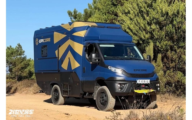 图片 7吨意大利4x4"巨兽"！为硬核玩家打造，Epicore Action露营车
