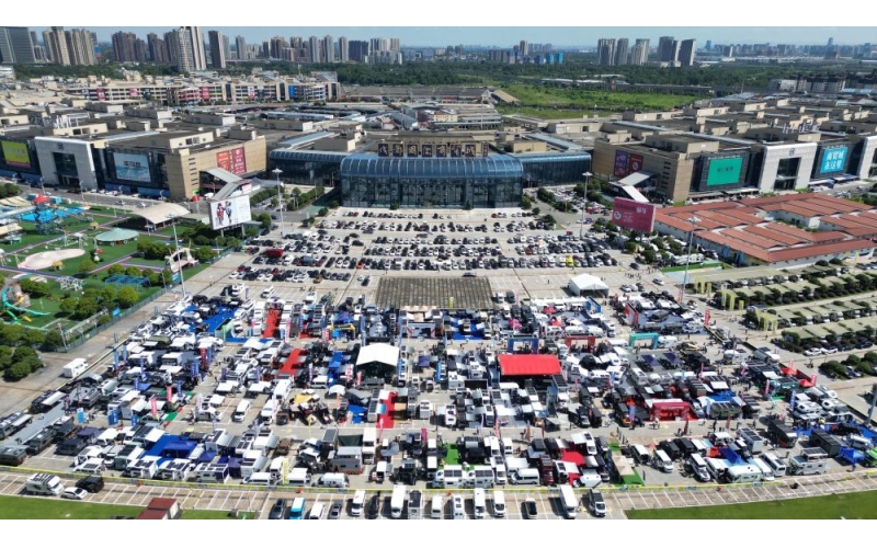 2025成都房车展压轴登场，年终盛宴启幕，房车文化破圈