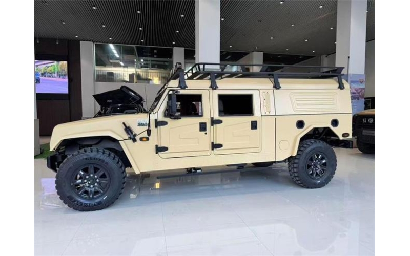 东风猛士M50强汉，四驱越野旅居车手续，硬派越野车