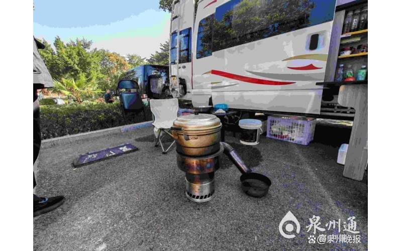 新闻追踪丨房车露营如何走出&ldquo;停车场&rdquo;困局