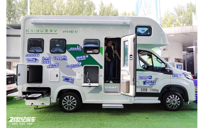 拓展40%空间，纯电/混动随心换！上汽&pi;混动+双拓展山海S1 Pro