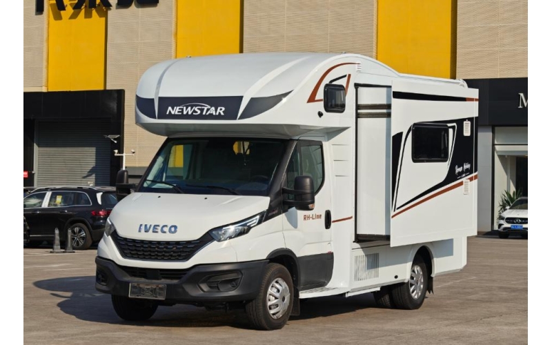 罗马假日C600搭载意大利原装进口依维柯New Daily 6.5吨级底盘 50万级别的首选